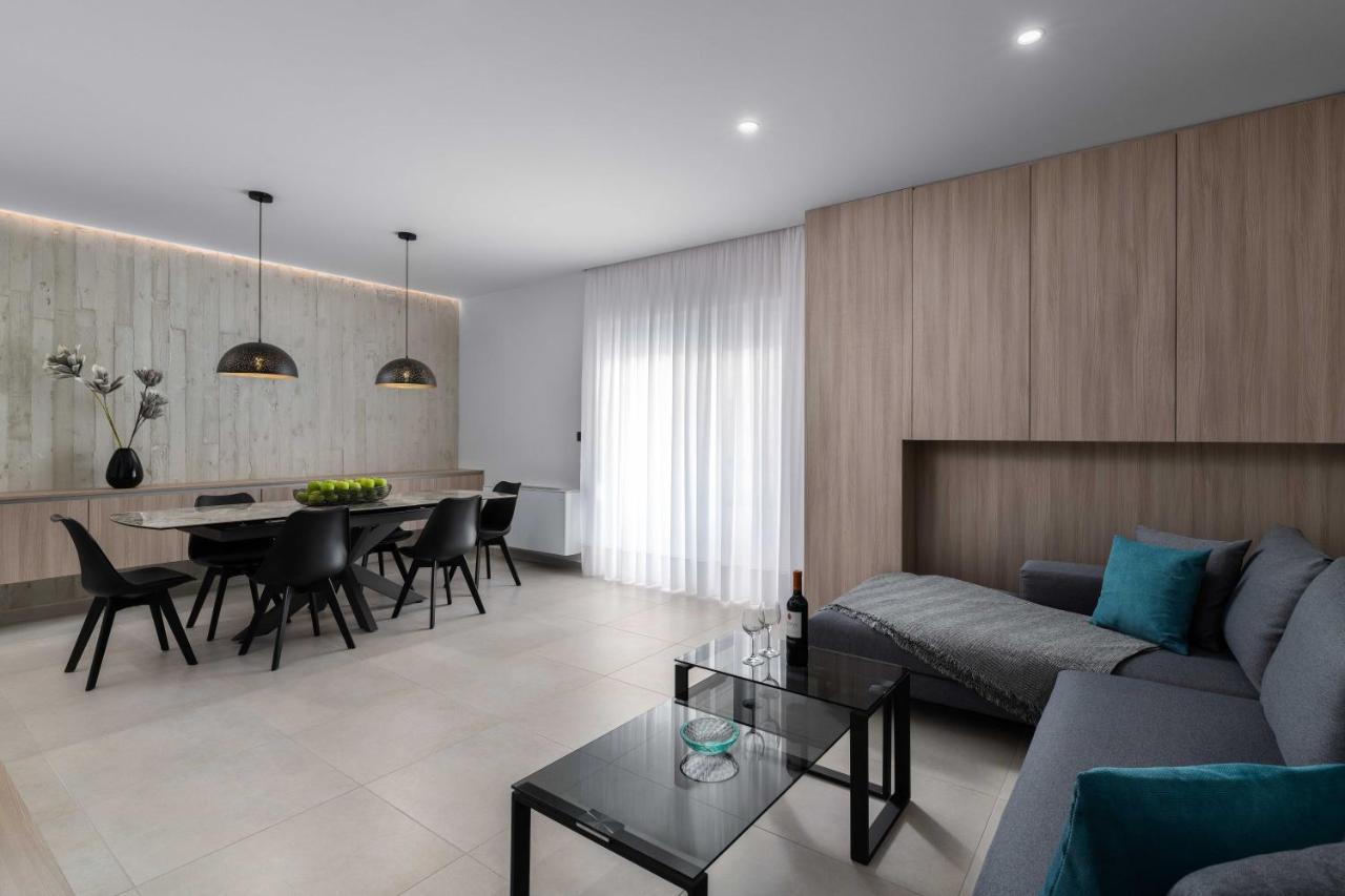 Kallia Sea Breeze - 3 Bedroom Apartment Rhodes City Bagian luar foto